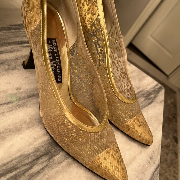 COPY - Omg the golden slippers Stuart Weitzman  opera ball room shoes size 8,5 … - Picture 4 of 17